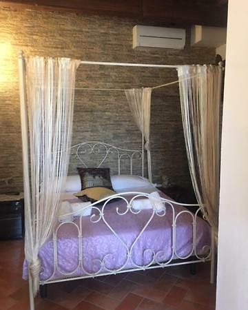 B&B Ginevra Ghizzano Екстер'єр фото